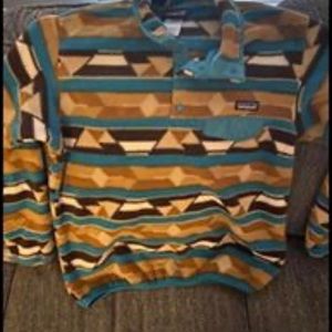 Patagonia pull over